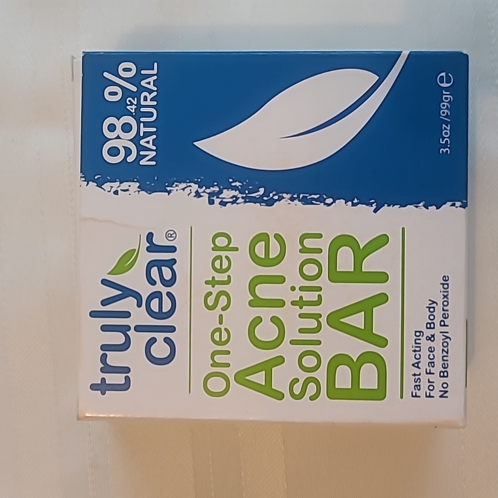 Truly Clear one-step acne solution bar
